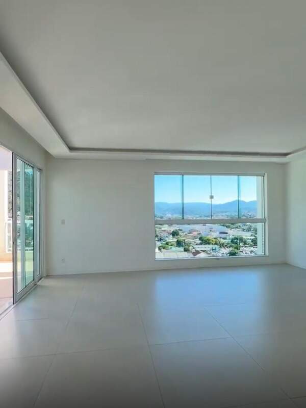 Cobertura à venda no Barra do Rio Molha: 