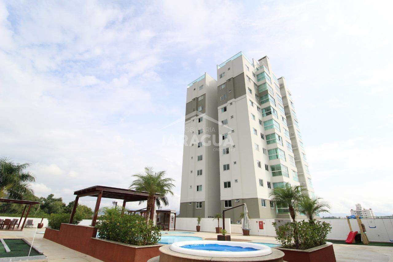 Cobertura à venda no Barra do Rio Molha: 