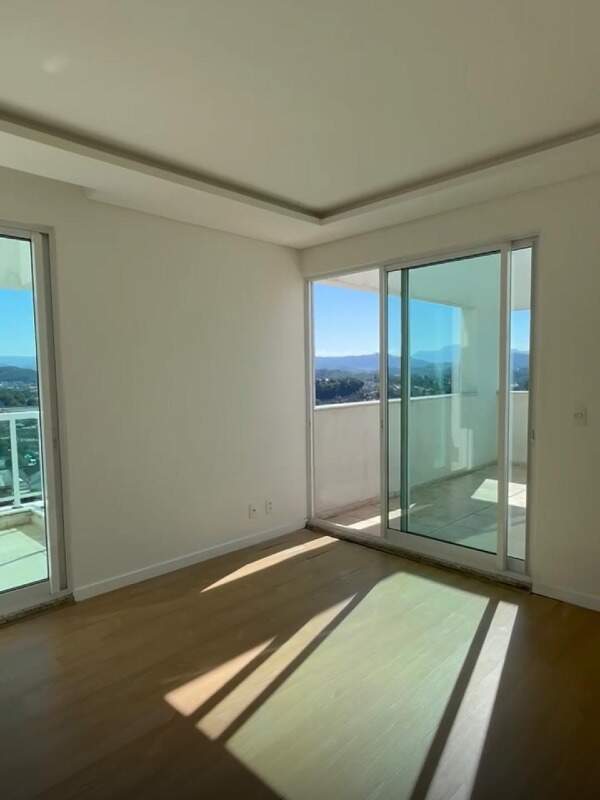 Cobertura à venda no Barra do Rio Molha: 