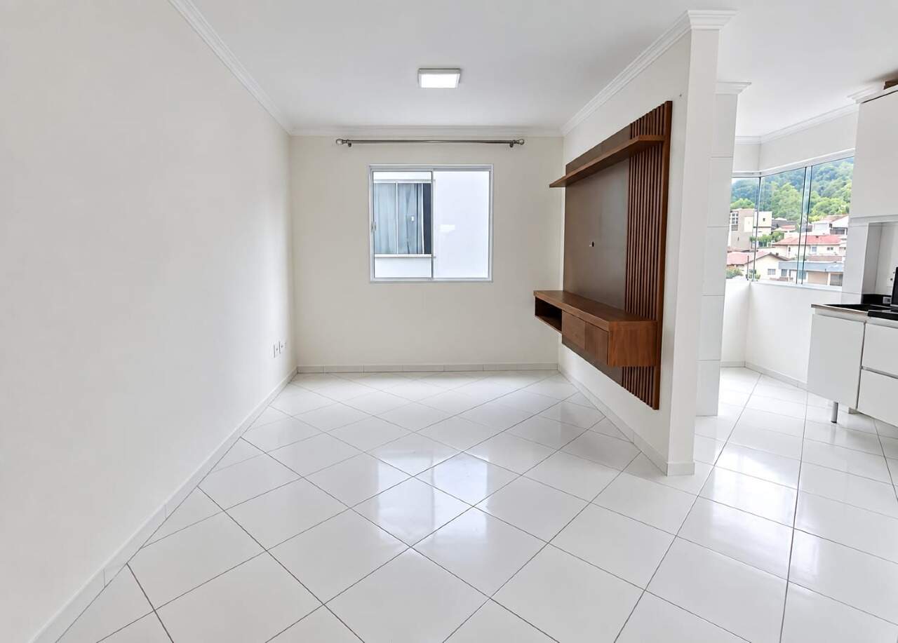 Apartamento à venda no Estrada Nova: 