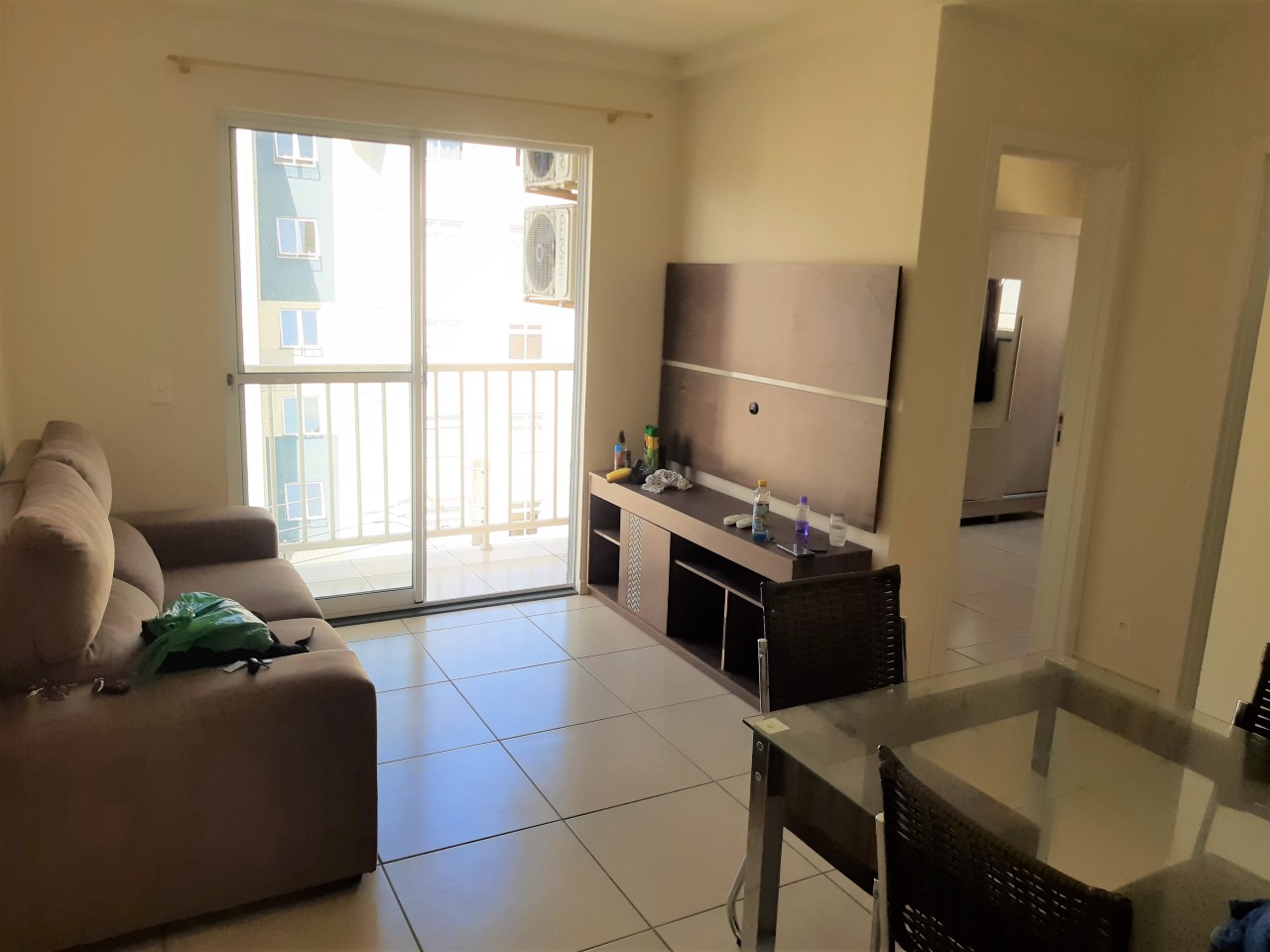 Apartamento para aluguel no Rau: 