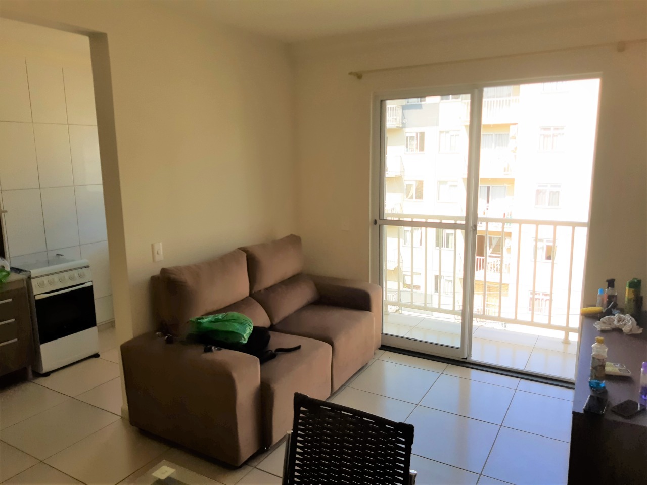 Apartamento para aluguel no Rau: 