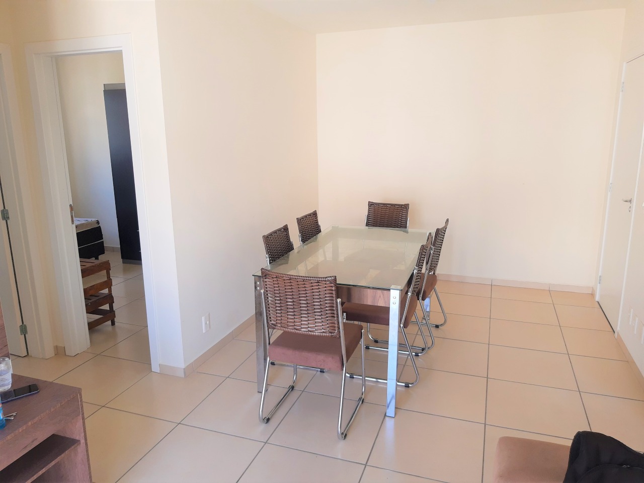 Apartamento para aluguel no Rau: 