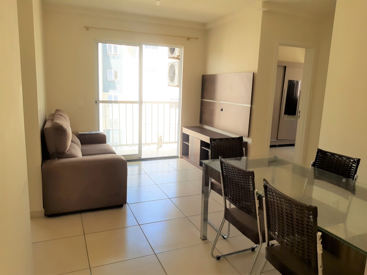 Apartamento para aluguel no Rau: 