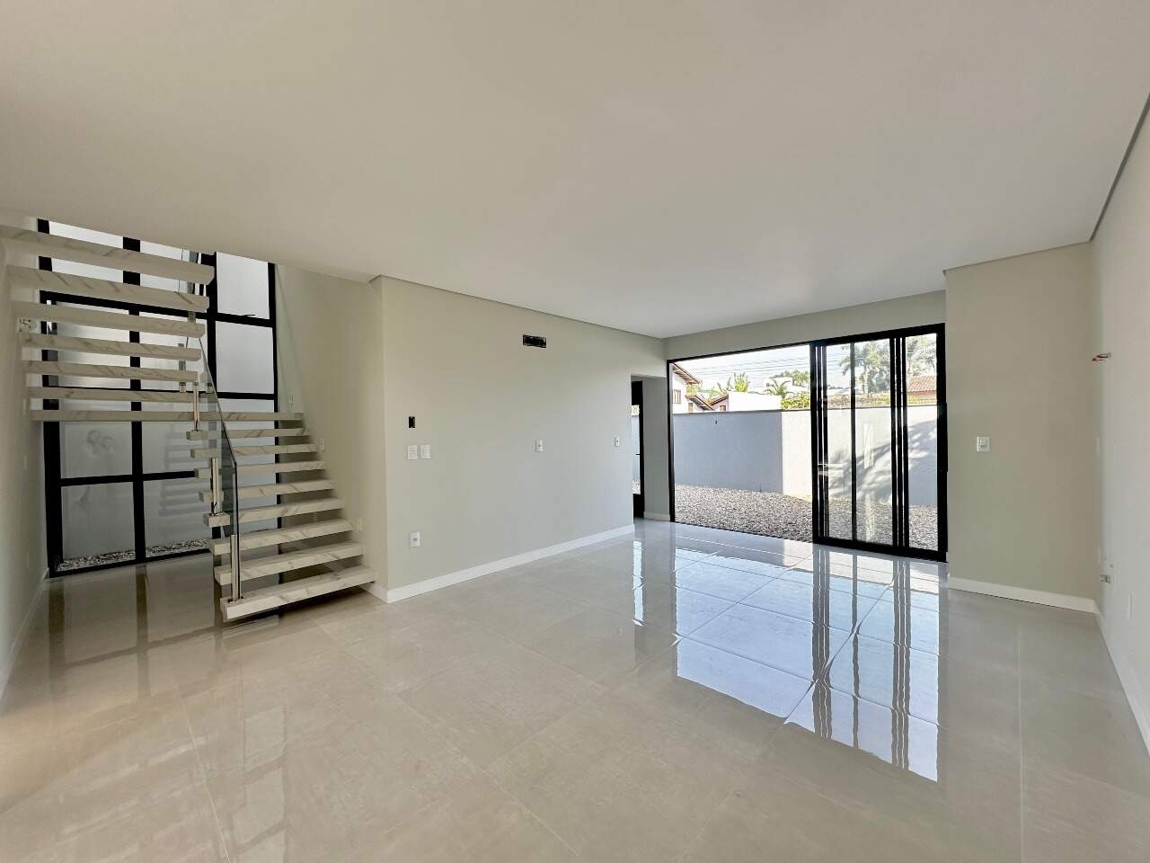 Casa à venda no Jaraguá Esquerdo: 
