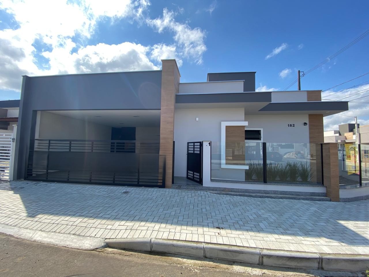  Geminado à venda no Três Rios do Norte: 