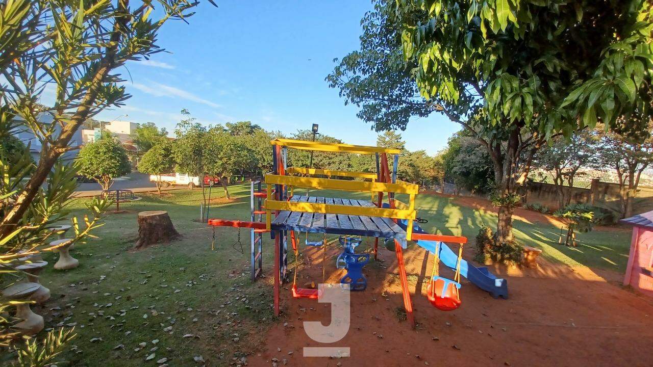 Casa de Condomínio à venda com 4 quartos, 250m² - Foto 24