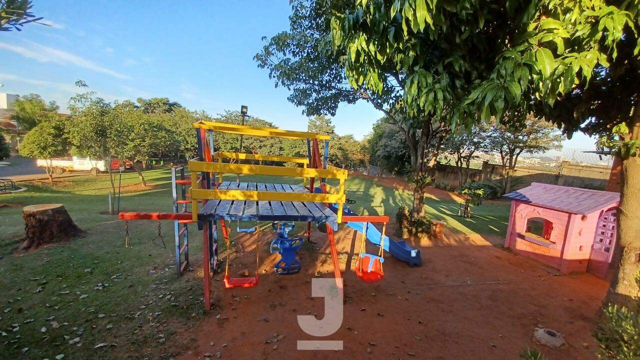 Casa de Condomínio à venda com 4 quartos, 250m² - Foto 27