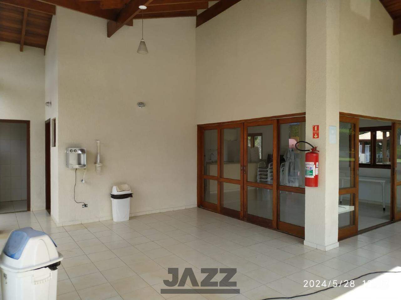 Casa de Condomínio para alugar com 4 quartos, 206m² - Foto 31