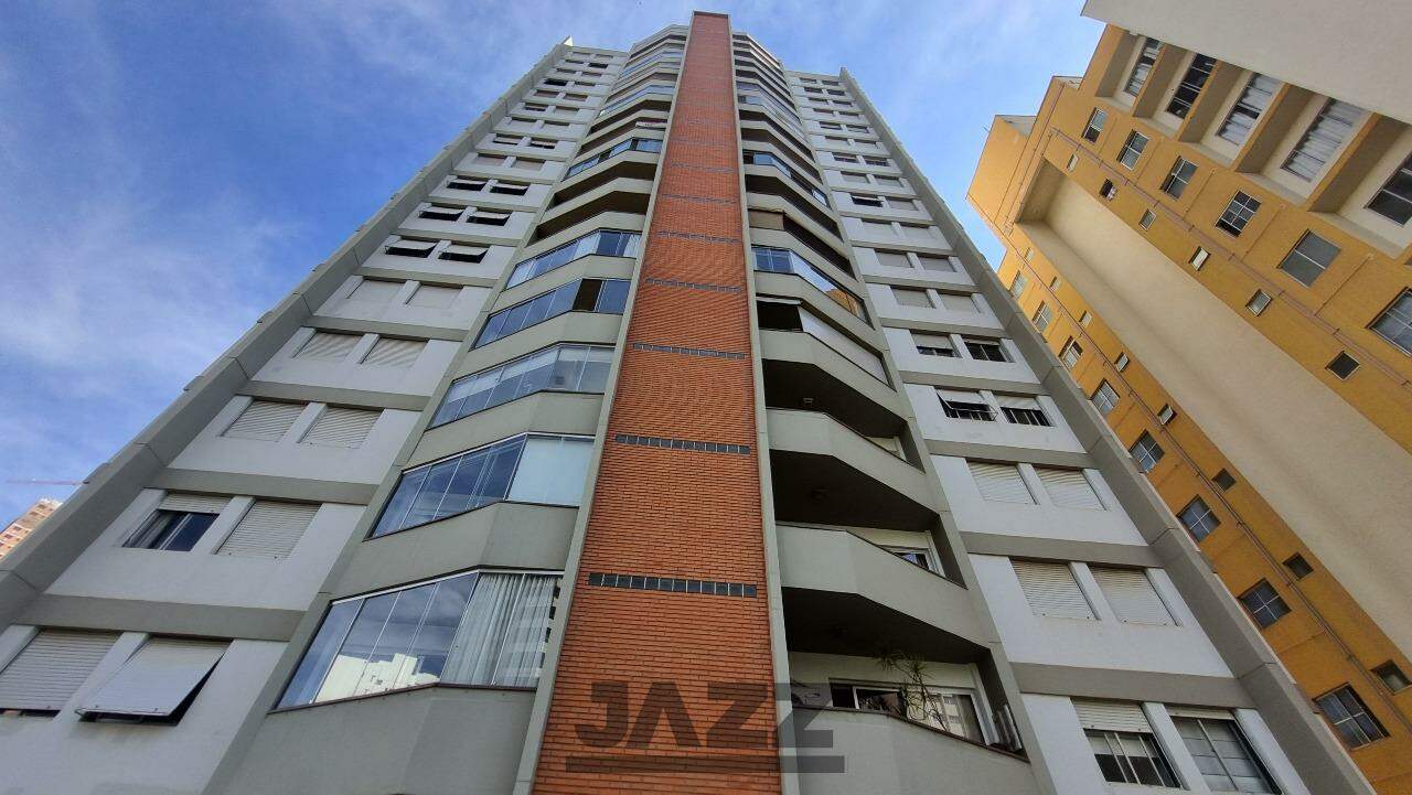 Apartamento para alugar com 2 quartos, 98m² - Foto 40