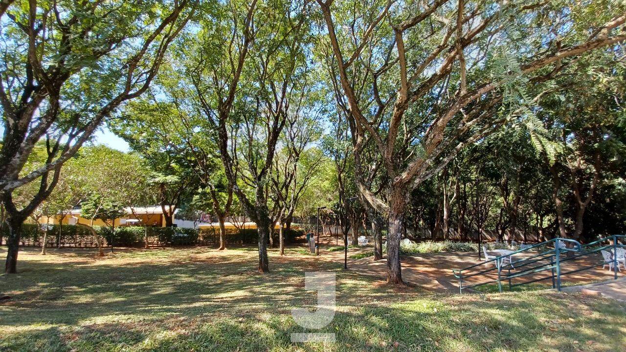 Casa de Condomínio à venda com 3 quartos, 238m² - Foto 49