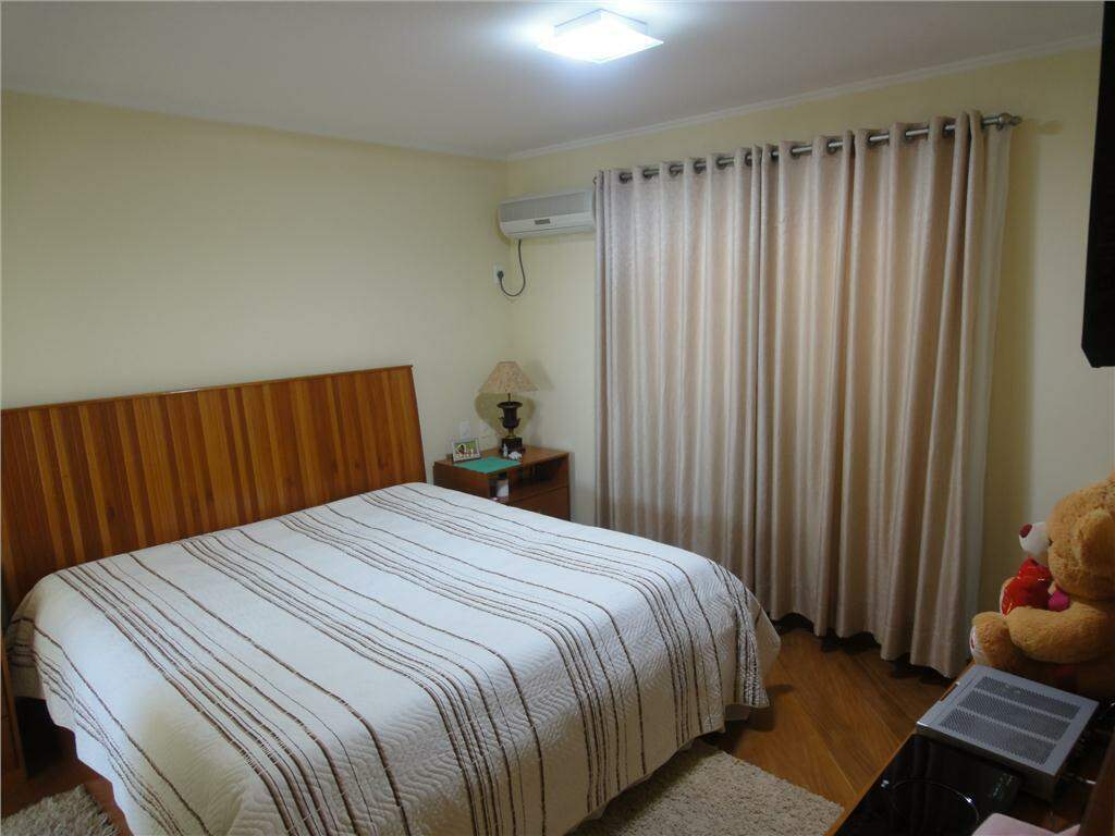 Casa de Condomínio à venda com 4 quartos, 400m² - Foto 10