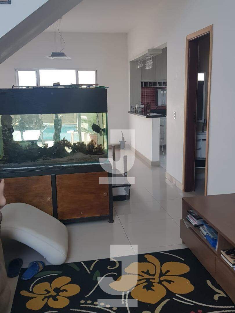 Casa de Condomínio à venda com 3 quartos, 270m² - Foto 3