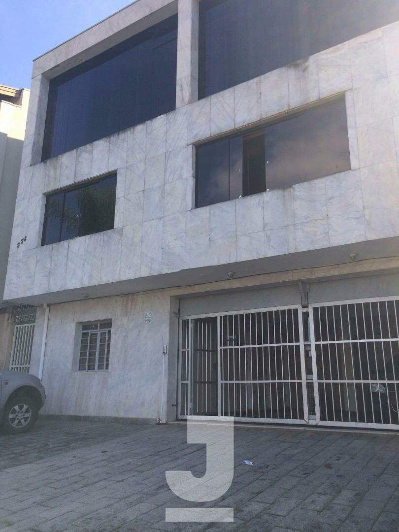 Casa à venda com 1 quarto, 450m² - Foto 2