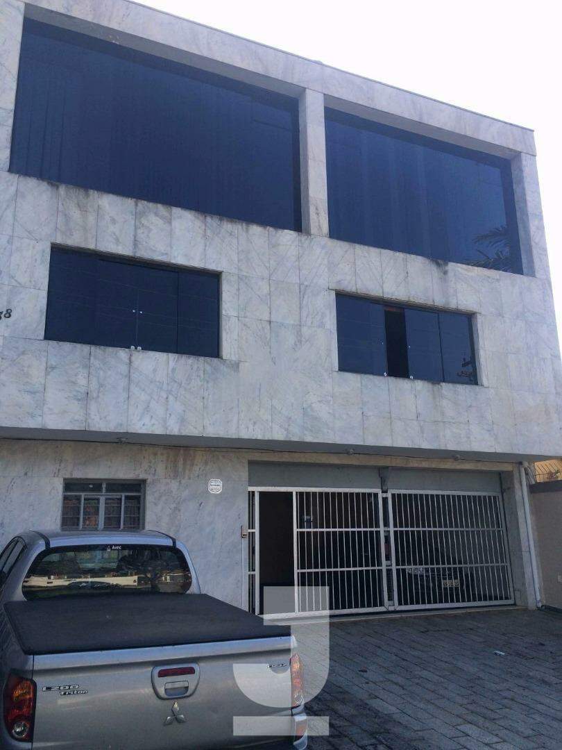 Casa à venda com 1 quarto, 450m² - Foto 1