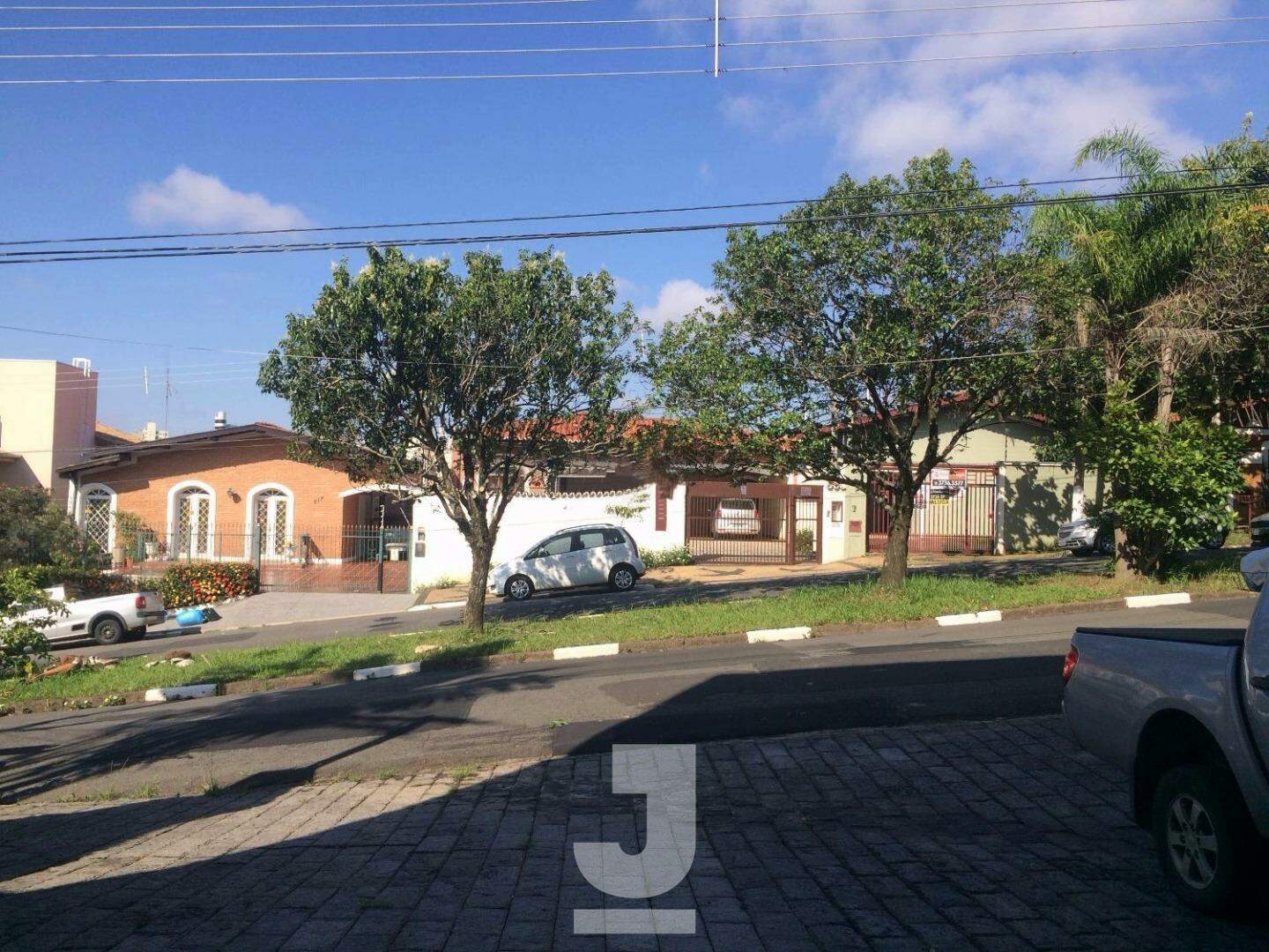 Casa à venda com 1 quarto, 450m² - Foto 3