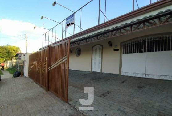 Casa à venda com 4 quartos, 131m² - Foto 2