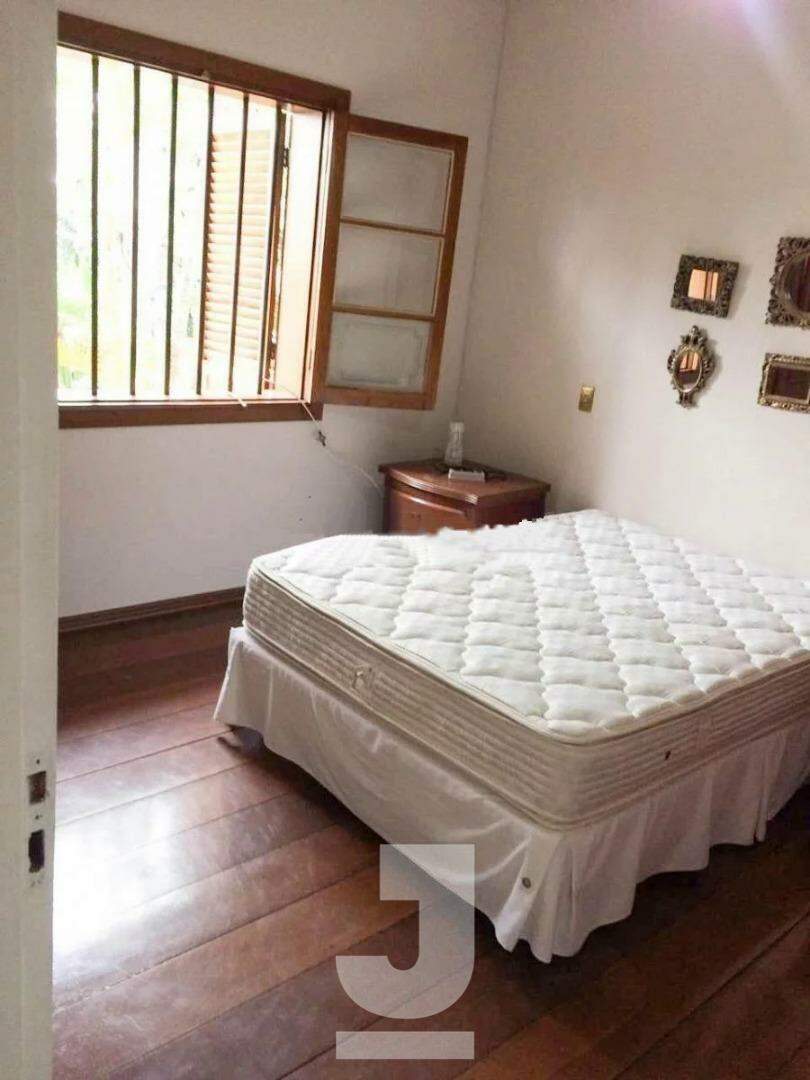 Casa à venda com 3 quartos, 230m² - Foto 9