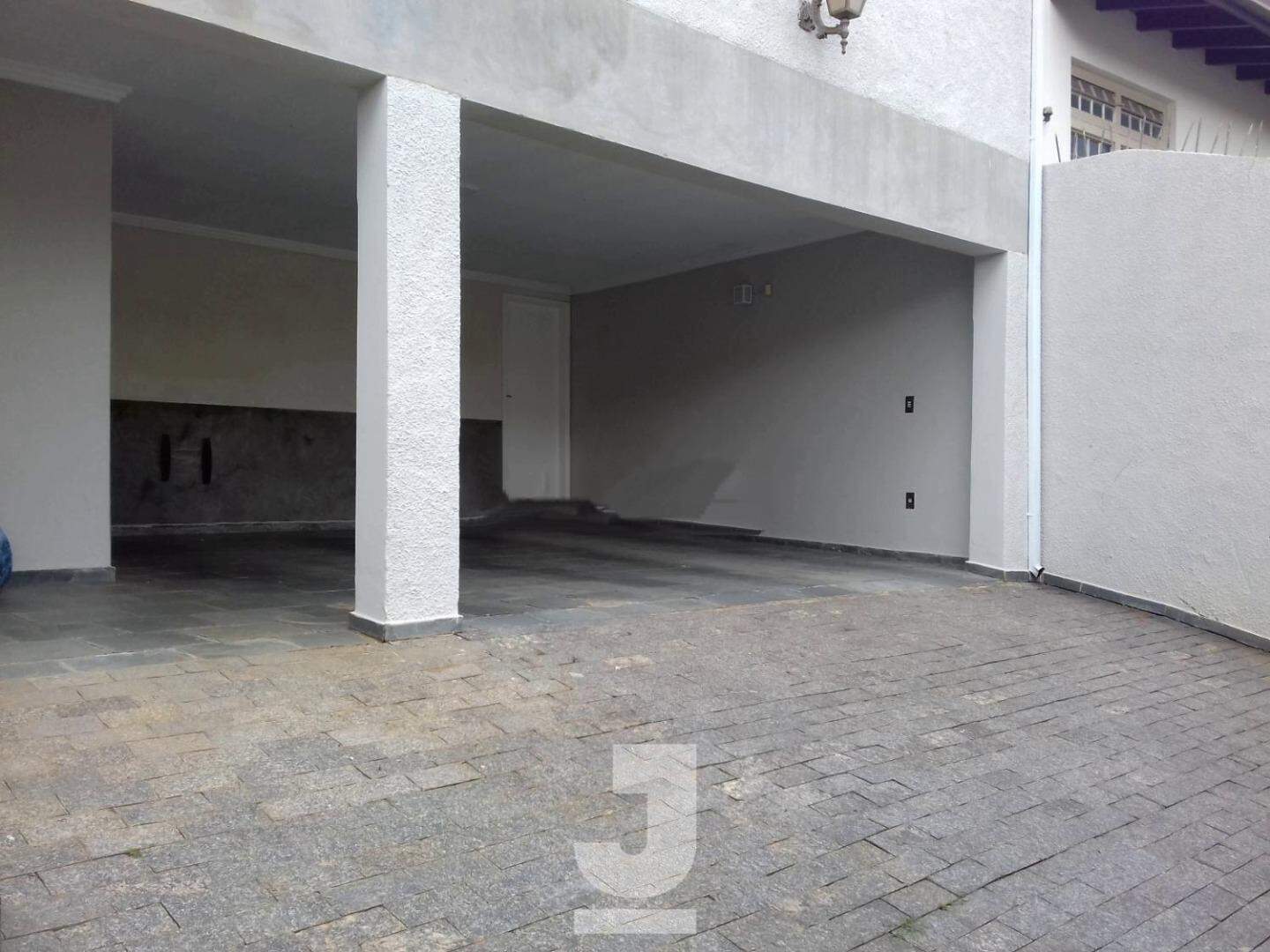 Casa à venda com 4 quartos, 450m² - Foto 3