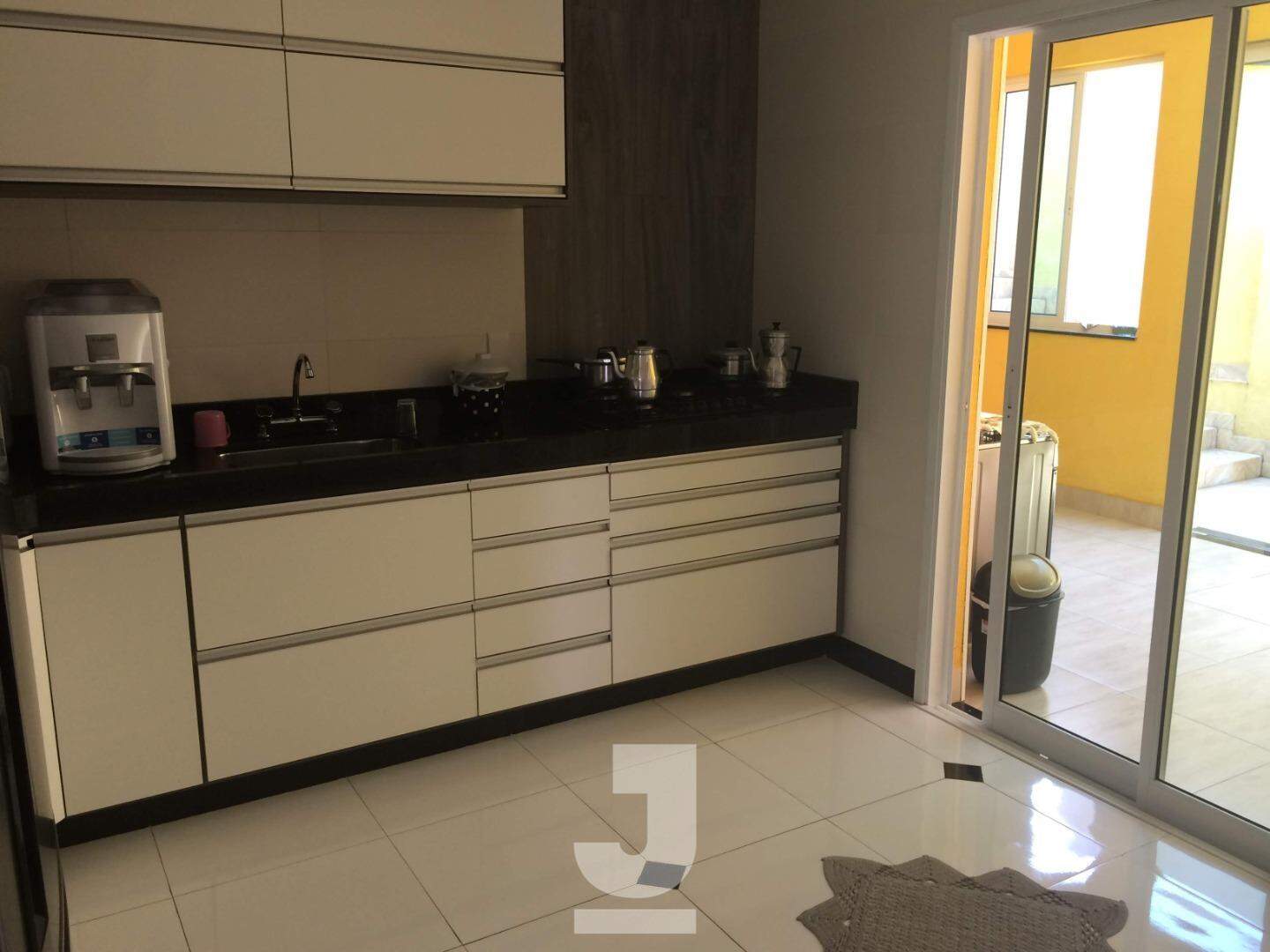 Casa de Condomínio à venda com 3 quartos, 210m² - Foto 7