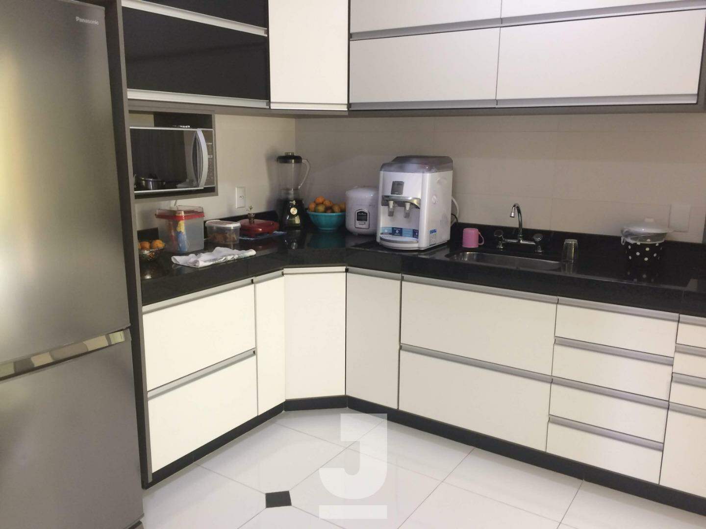 Casa de Condomínio à venda com 3 quartos, 210m² - Foto 8