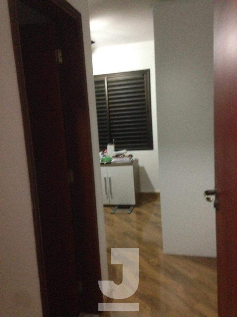 Casa de Condomínio à venda com 4 quartos, 320m² - Foto 17