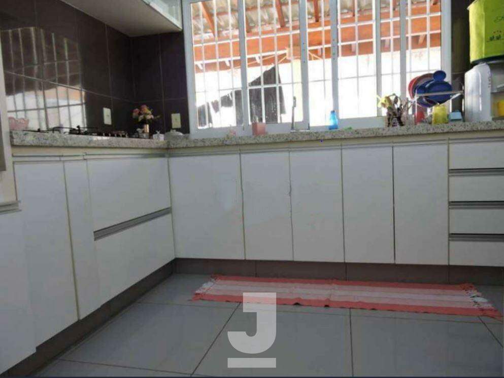 Casa à venda com 3 quartos, 350m² - Foto 11