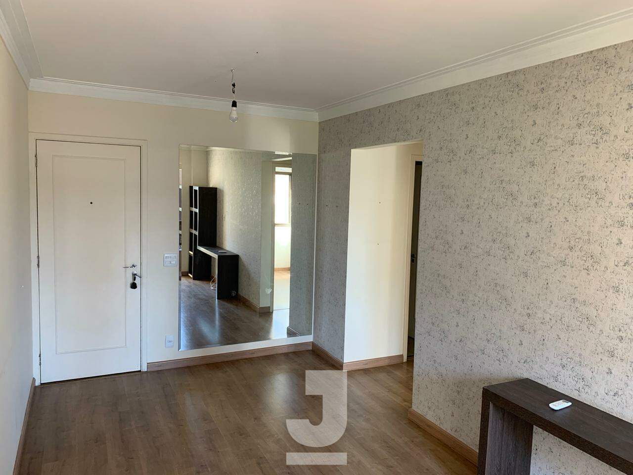 Apartamento à venda com 2 quartos, 65m² - Foto 1