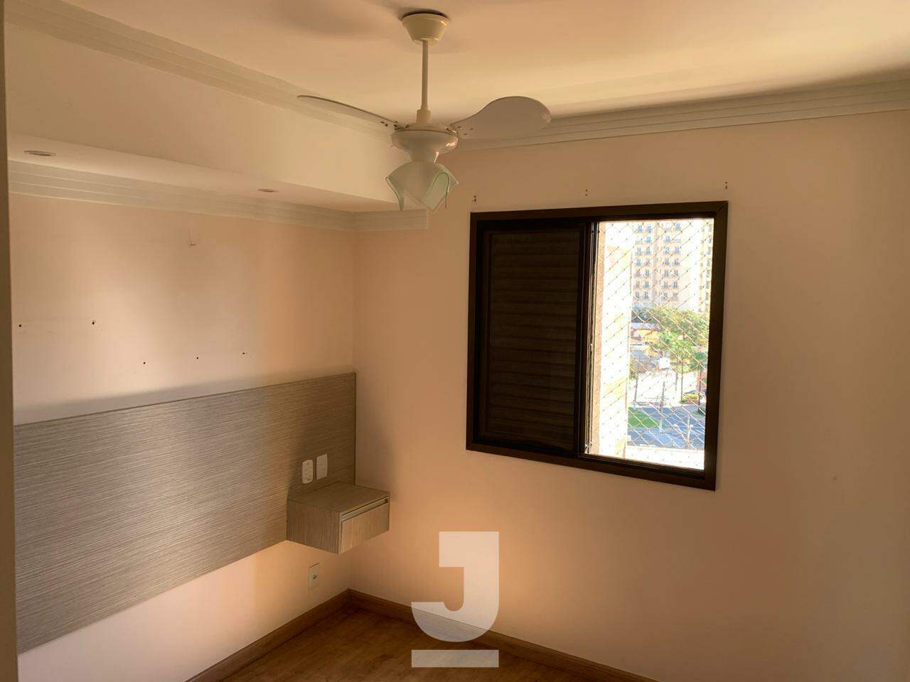 Apartamento à venda com 2 quartos, 65m² - Foto 9