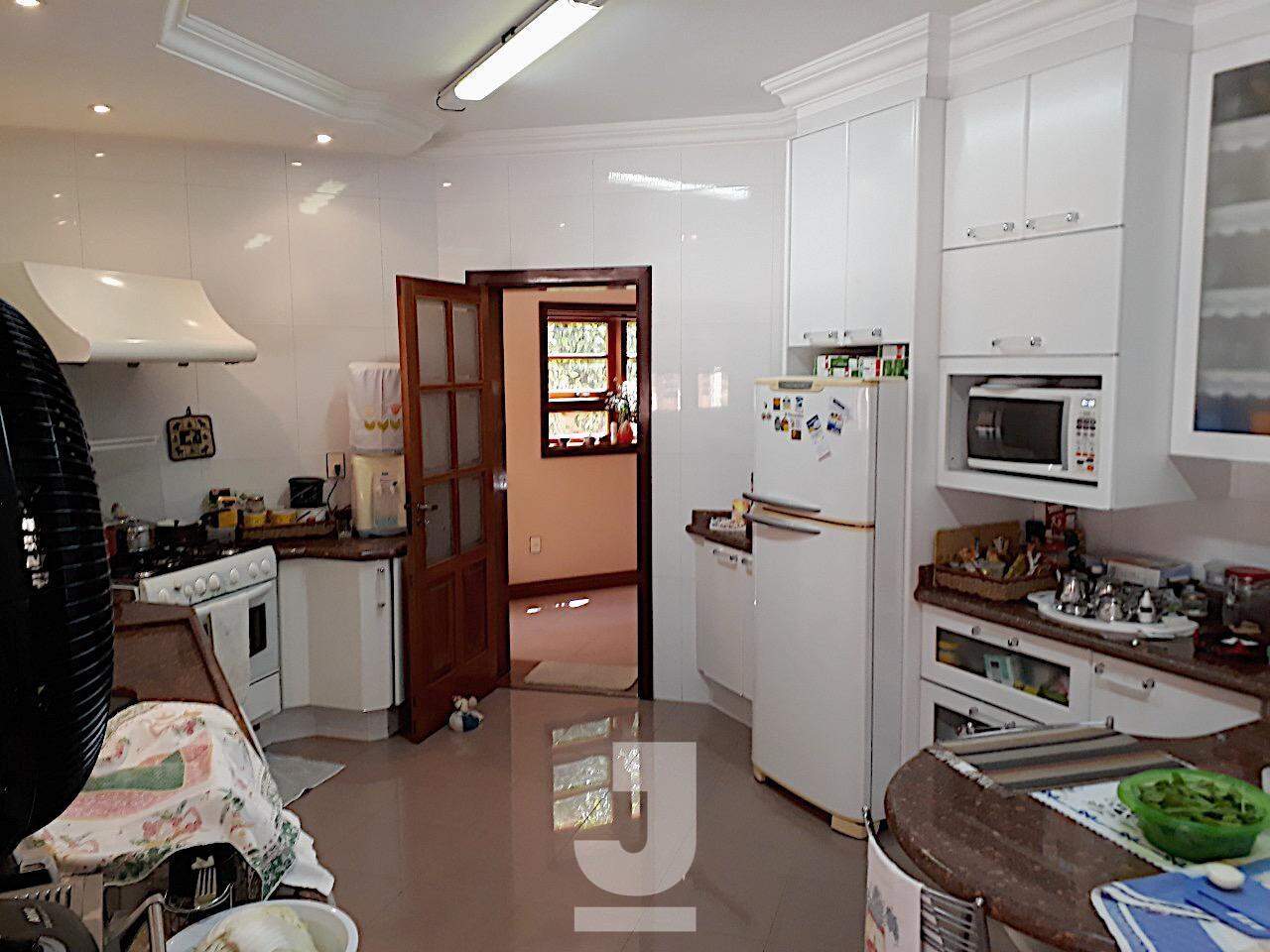 Casa de Condomínio à venda com 3 quartos, 407m² - Foto 6