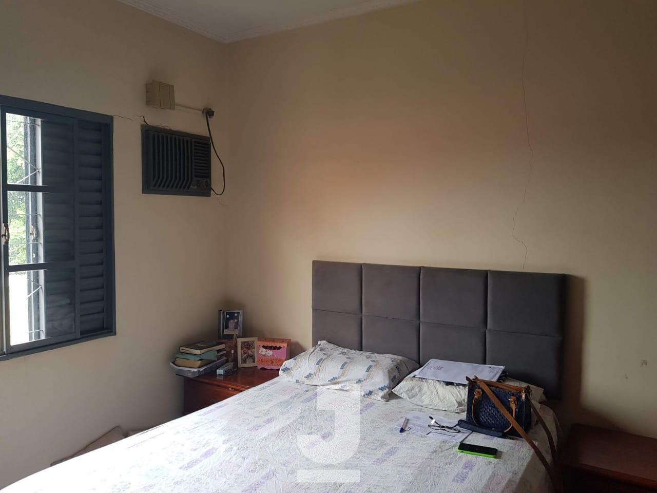 Casa à venda com 3 quartos, 250m² - Foto 16