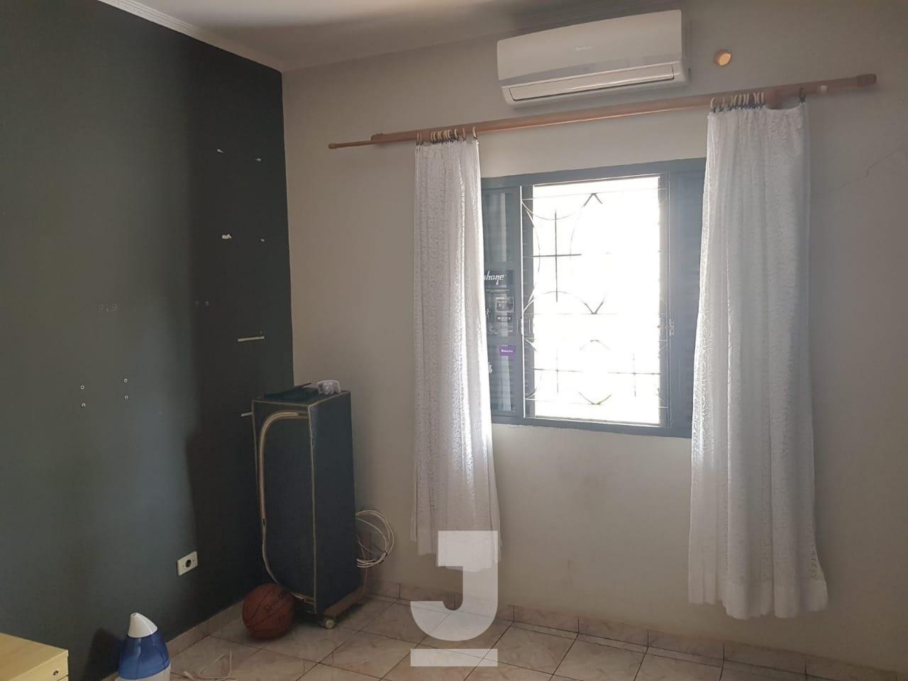 Casa à venda com 3 quartos, 250m² - Foto 14