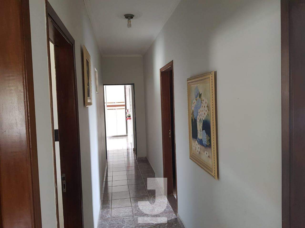 Casa à venda com 3 quartos, 250m² - Foto 11