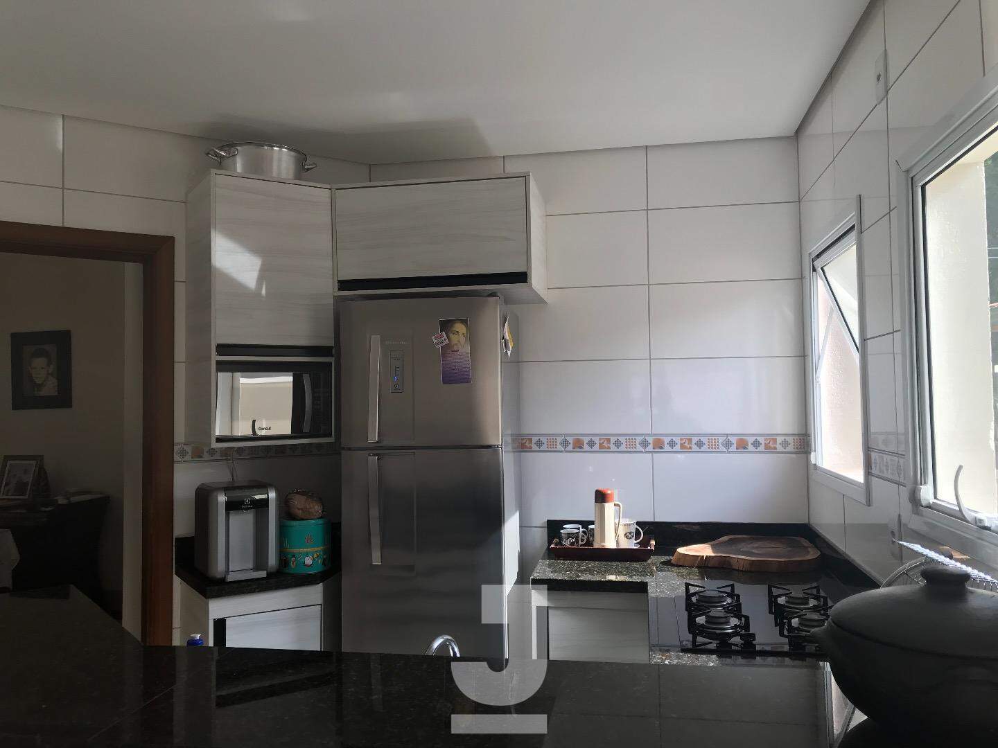 Casa à venda com 3 quartos, 168m² - Foto 13