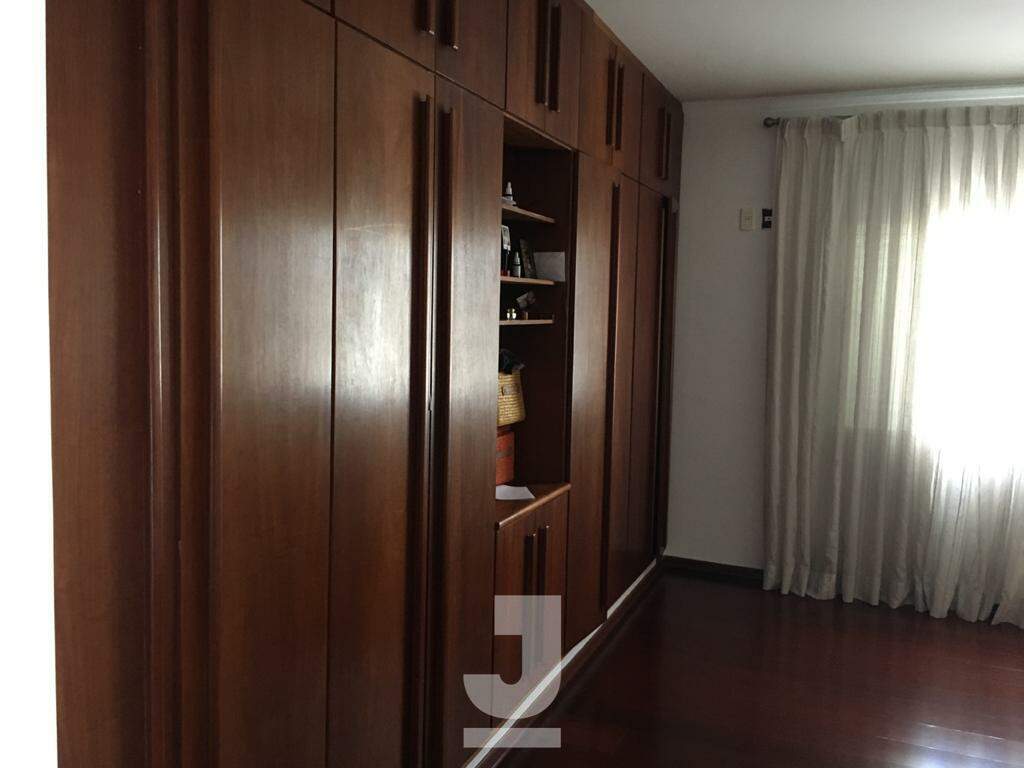 Casa à venda com 3 quartos, 250m² - Foto 21