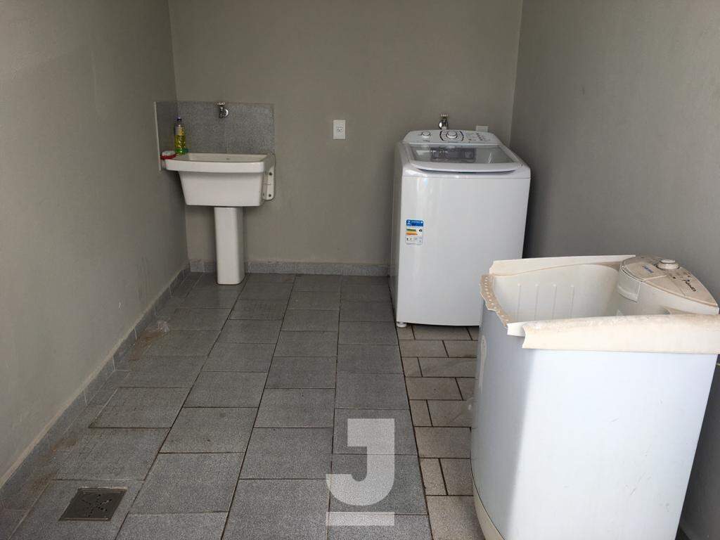 Casa à venda com 3 quartos, 250m² - Foto 18