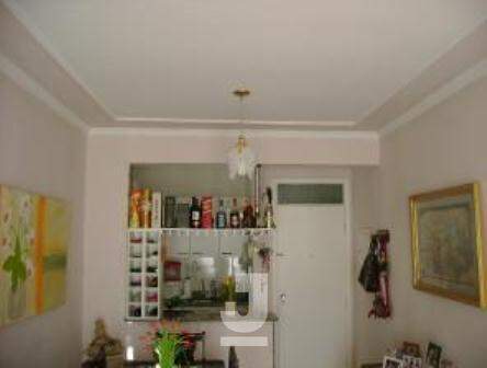 Apartamento à venda com 2 quartos, 62m² - Foto 20