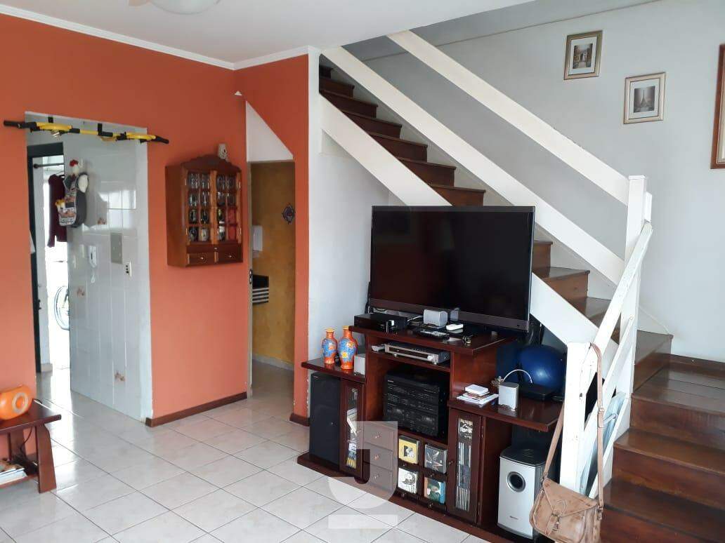 Casa de Condomínio à venda com 2 quartos, 70m² - Foto 2