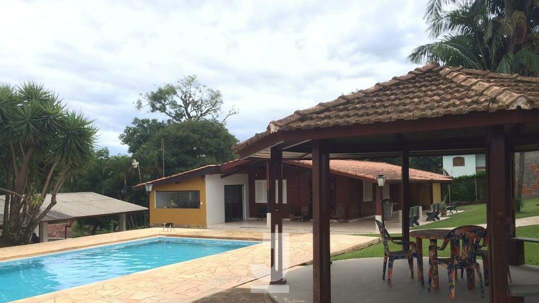 Fazenda à venda com 6 quartos, 540m² - Foto 89