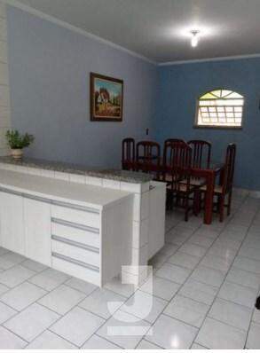 Casa de Condomínio à venda com 3 quartos, 193m² - Foto 2