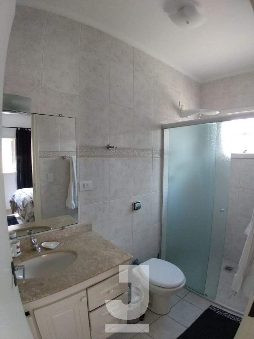 Casa à venda com 3 quartos, 209m² - Foto 17