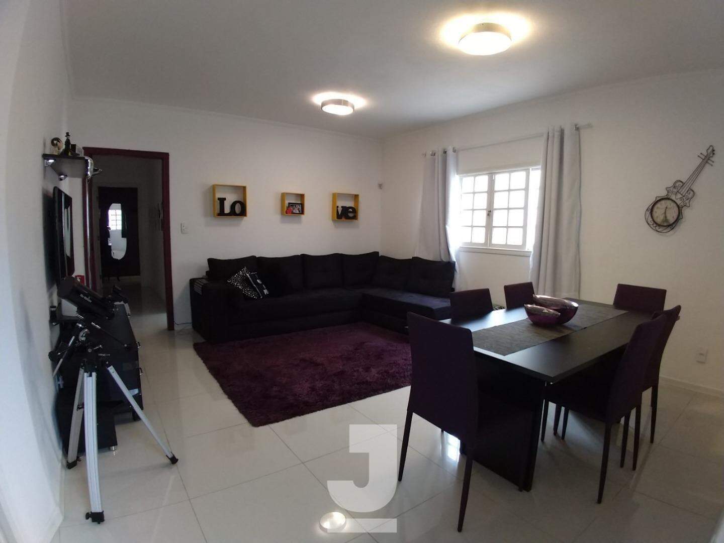 Casa à venda com 3 quartos, 209m² - Foto 5