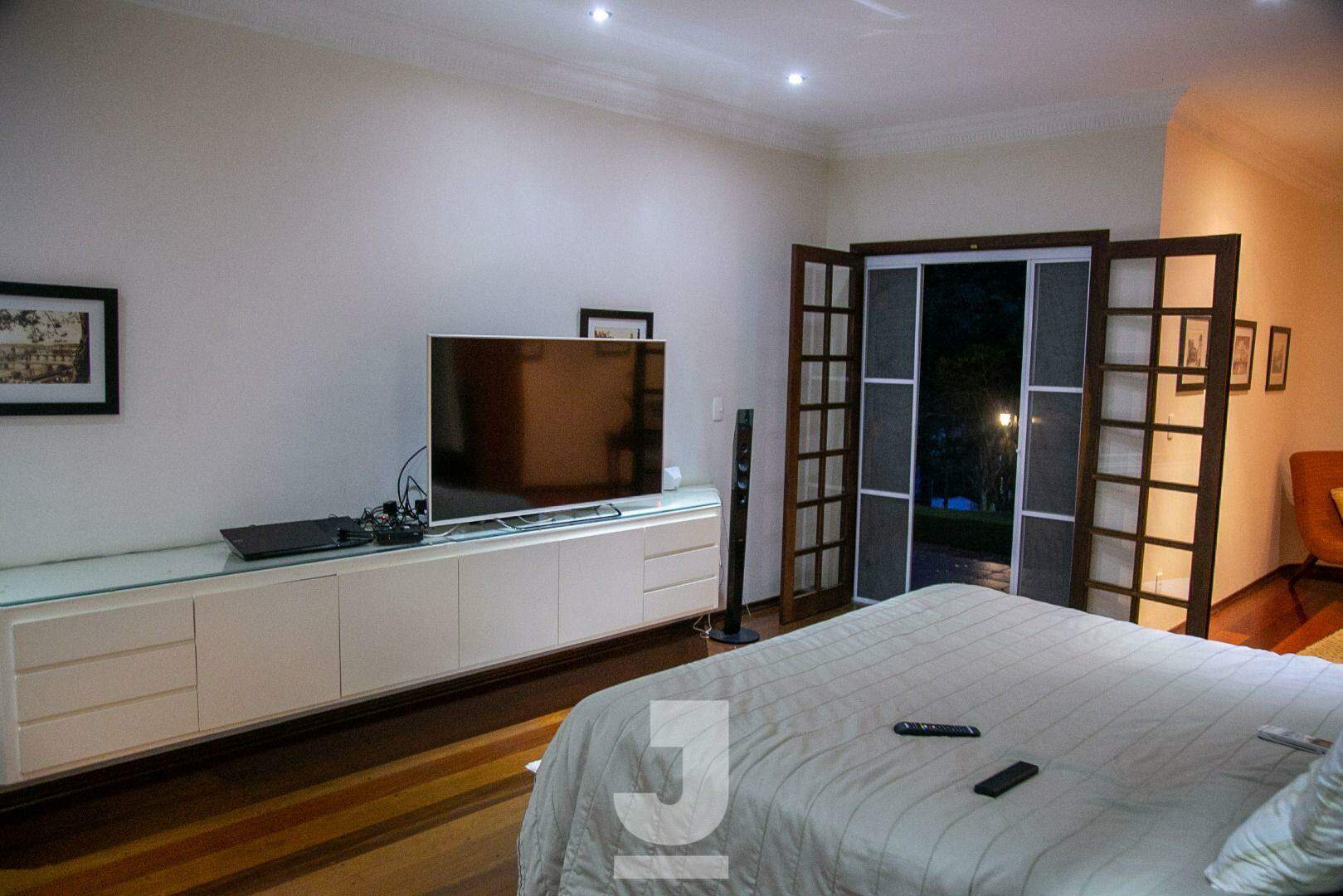 Casa de Condomínio à venda com 3 quartos, 500m² - Foto 49