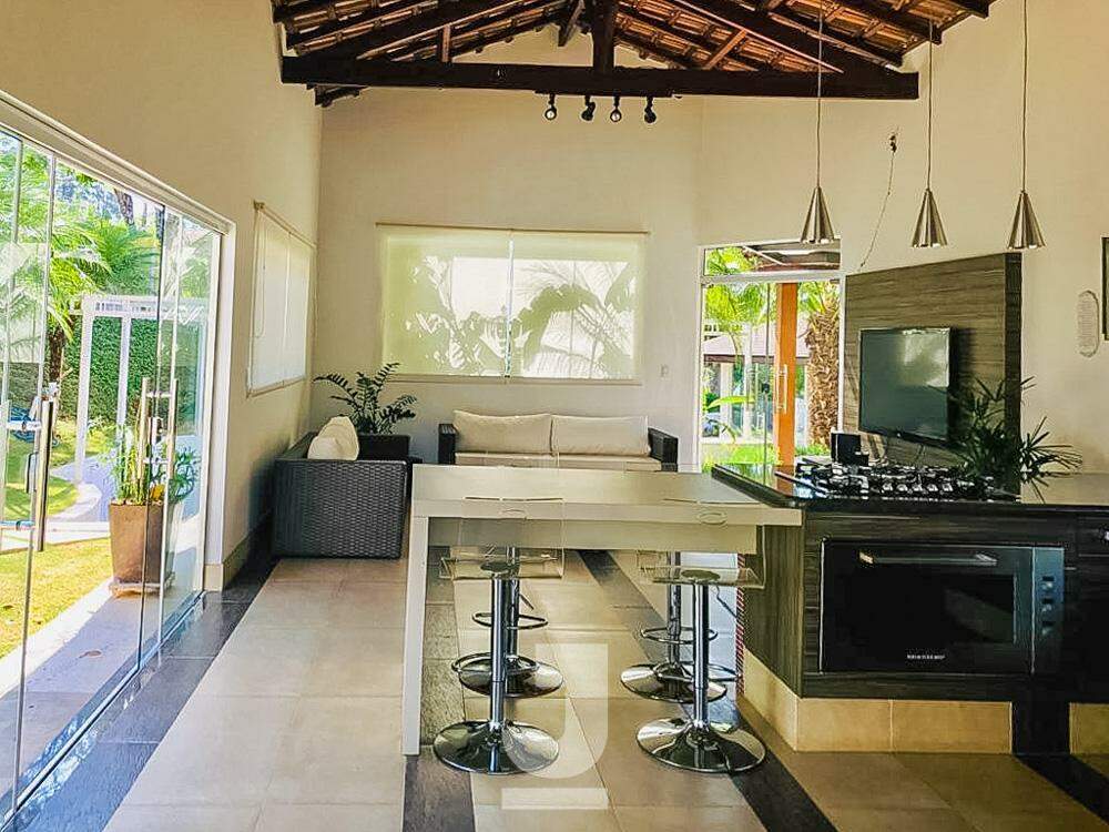 Casa de Condomínio à venda com 3 quartos, 500m² - Foto 4