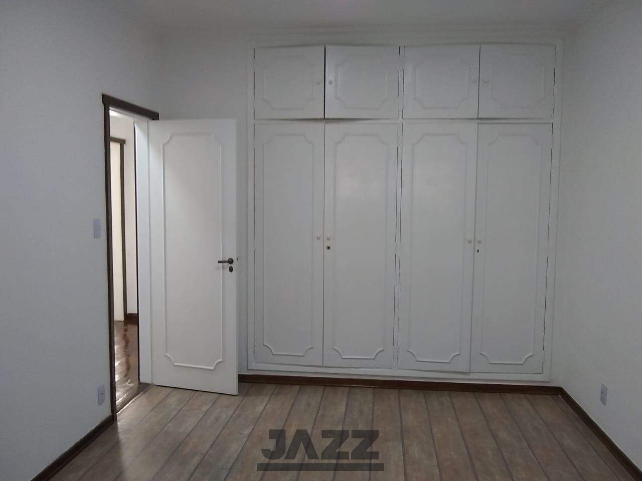 Casa à venda com 4 quartos, 219m² - Foto 13