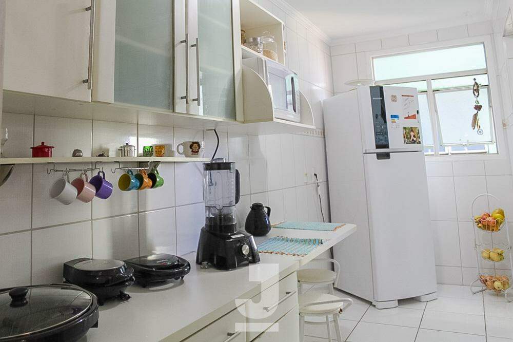 Apartamento à venda com 3 quartos, 68m² - Foto 18