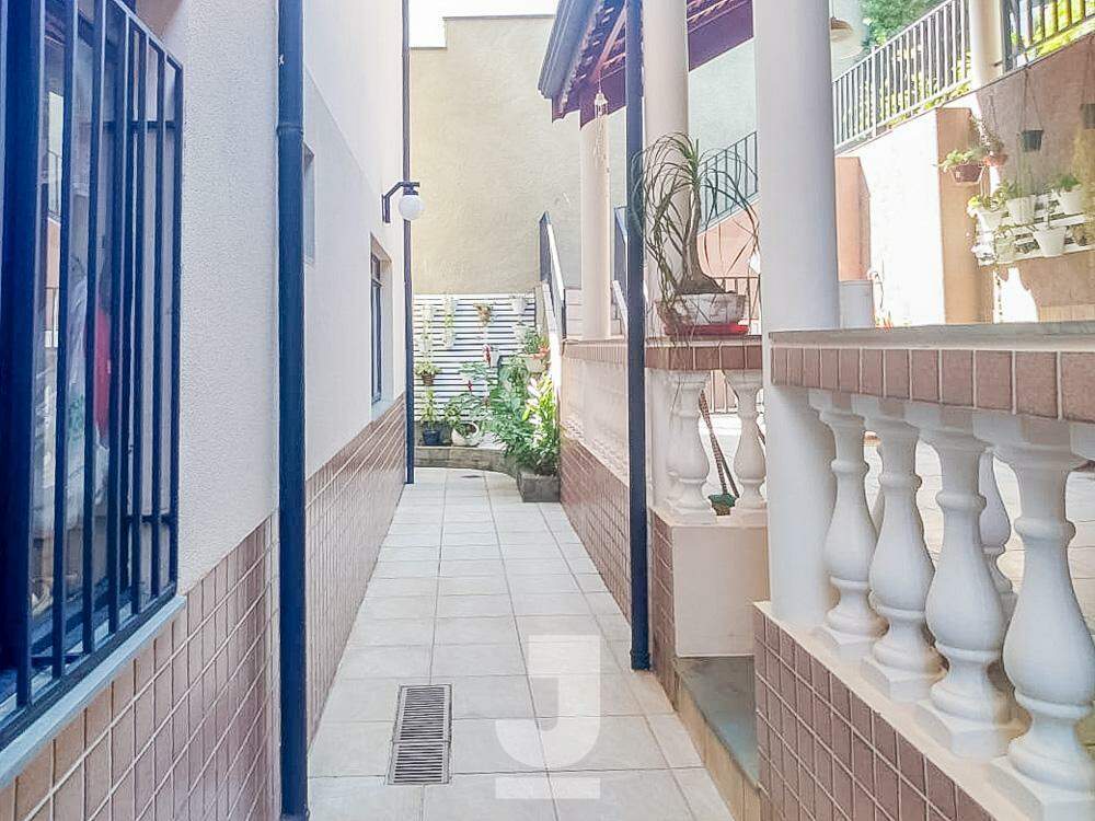 Casa à venda com 4 quartos, 295m² - Foto 5