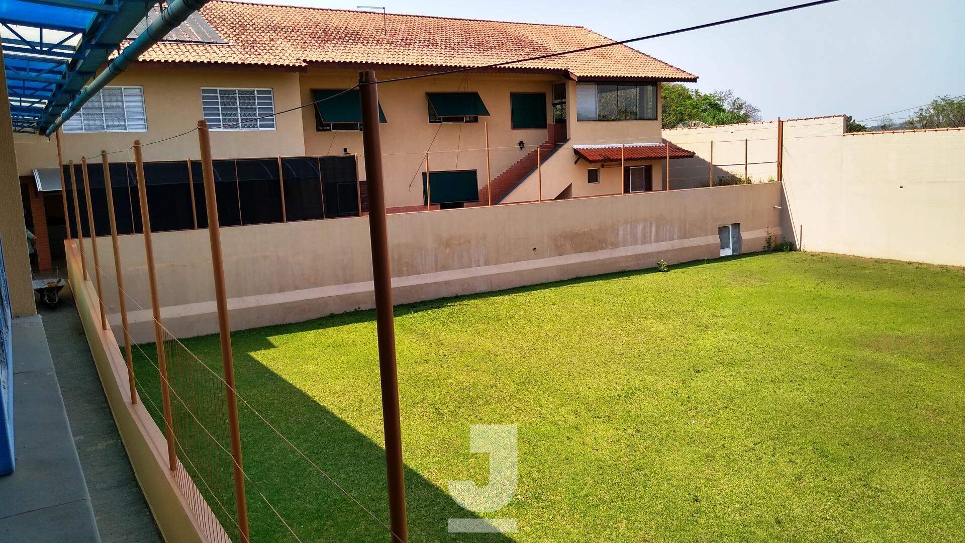 Fazenda à venda com 7 quartos, 575m² - Foto 1