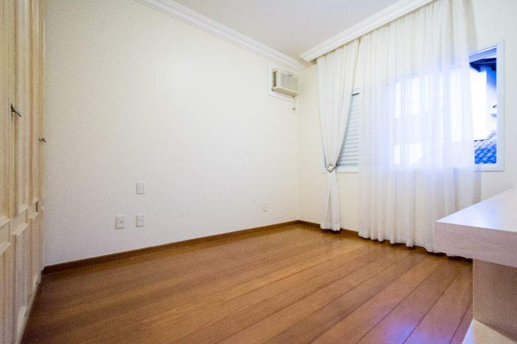 Casa de Condomínio à venda com 5 quartos, 417m² - Foto 108