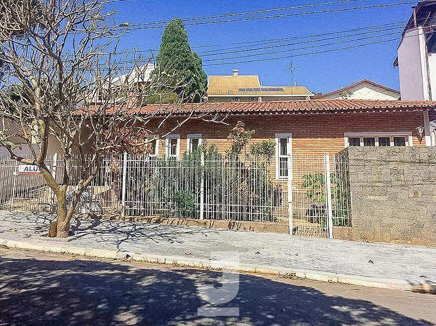 Casa à venda com 4 quartos, 280m² - Foto 8